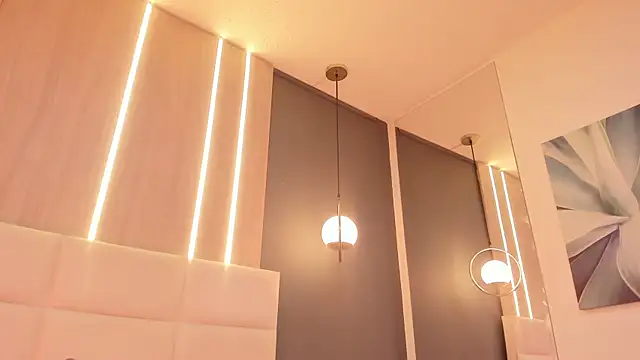 Miah gomez  online show from December 17, 2024, 8:54 pm