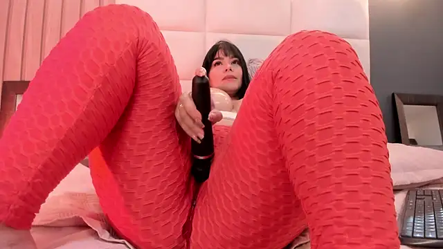 Miah gomez  online show from January 7, 2025, 10:41 pm