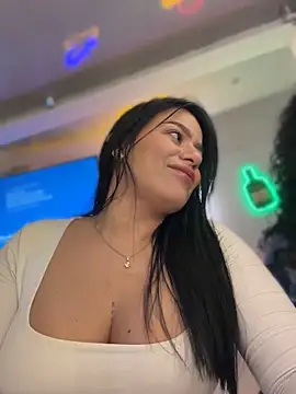 Miah gomez  online show from April 19, 2026, 1:16 am