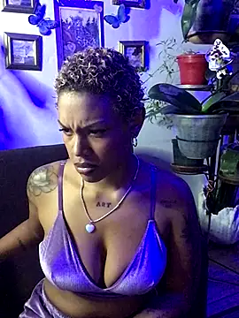 Snapshot of haiiley_more chatting on October 25, 2025, 12:18 am haiiley more online show from October 25, 2025, 12:18 am