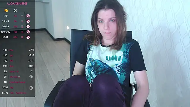 LisaHeart online show from October 6, 2025, 1:03 am