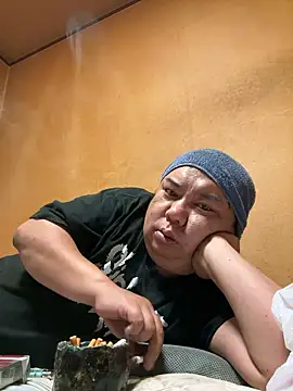 punk0805 online show from September 21, 2025, 9:33 am