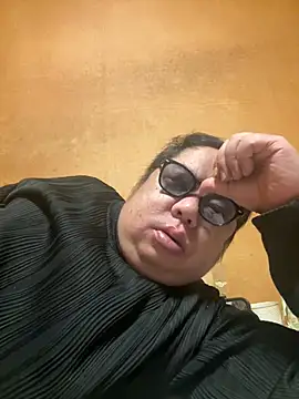 punk0805 online show from February 4, 2026, 10:54 am