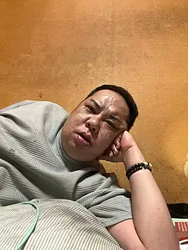 punk0805 online show from April 19, 2026, 11:53 am