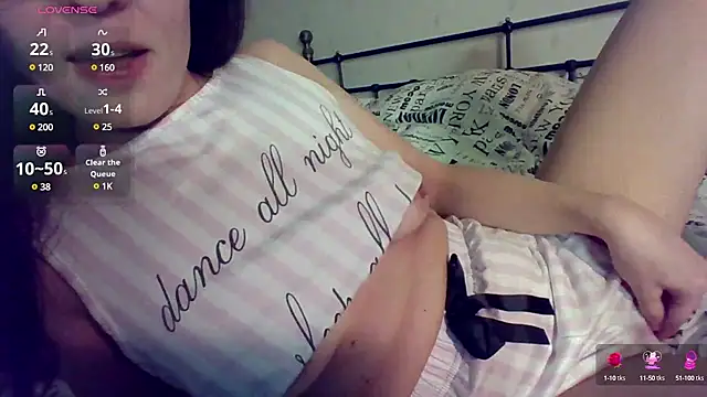 Athena play online show from March 11, 2025, 9:37 pm