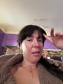 Snapshot of eveangelll chatting on January 23, 2025, 11:04 am eveangelll online show from January 23, 2025, 11:04 am