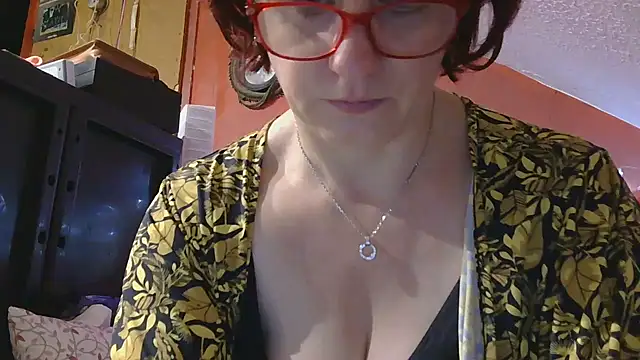 lanax online show from October 10, 2025, 12:04 pm