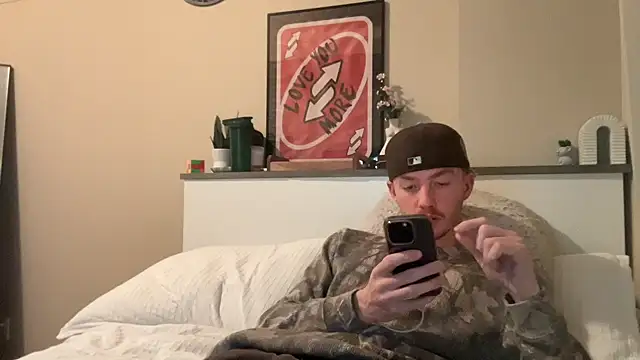 Snapshot of younghungginger chatting on January 4, 2025, 5:48 am younghungginger online show from January 4, 2025, 5:48 am