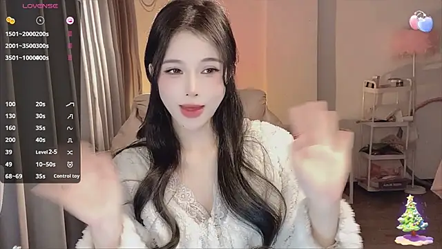 Snapshot of 7-Love chatting on January 15, 2025, 12:04 pm 7-Love online show from January 15, 2025, 12:04 pm