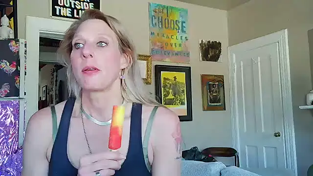 Glamazonx online show from March 9, 2026, 9:52 pm