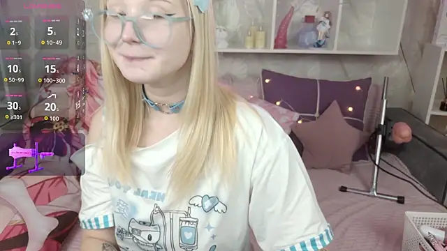 MeowkaKitty online show from November 3, 2025, 2:13 am