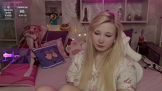 MeowkaKitty online show from February 2, 2026, 2:21 am