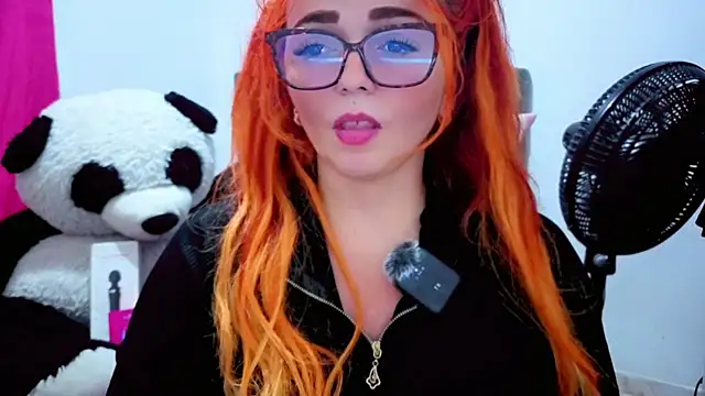 Alexatexa2929 online show from October 24, 2025, 9:00 pm