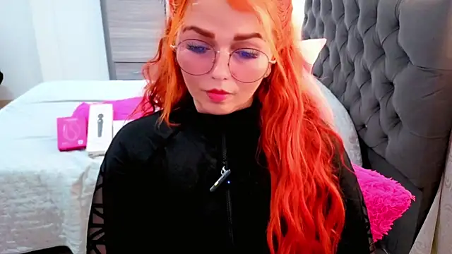 Alexatexa2929 online show from April 17, 2026, 8:12 pm