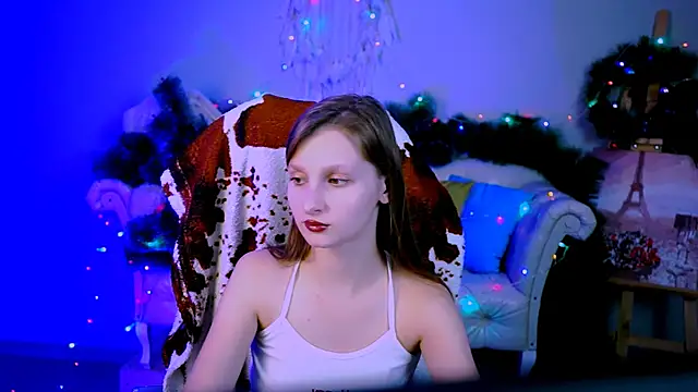 EllaHorton online show from December 15, 2024, 9:56 am