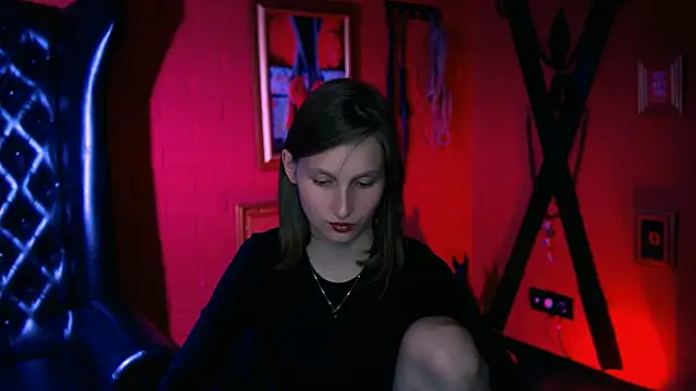 EllaHorton online show from September 11, 2025, 4:40 pm