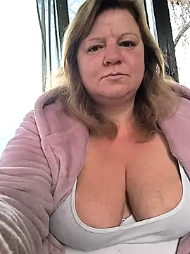 jusichka online show from November 2, 2025, 5:21 am