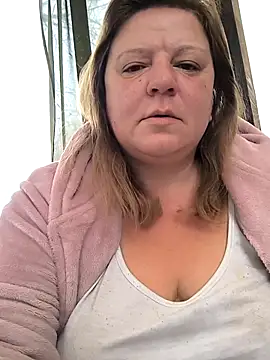 jusichka online show from November 4, 2025, 6:56 am