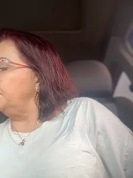 PaulinaSanders X online show from December 7, 2024, 1:51 pm