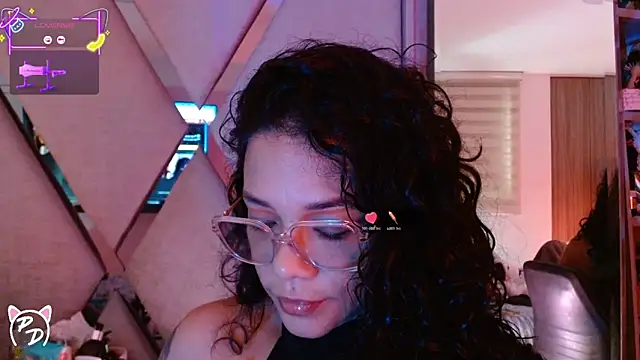 Snapshot of paula_daniela1 chatting on June 1, 2026, 9:16 pm paula daniela1 online show from June 1, 2026, 9:16 pm