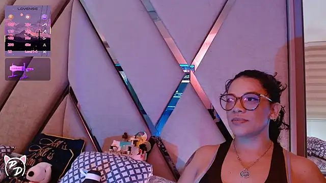 paula daniela1 online show from July 13, 2026, 9:50 pm