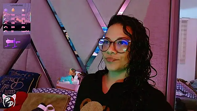 paula daniela1 online show from July 27, 2026, 10:28 pm
