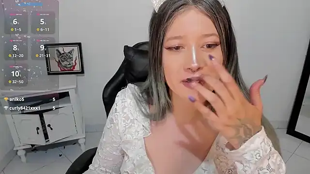 kat apple online show from December 23, 2025, 12:41 am