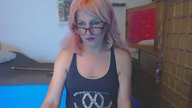 LorenJade online show from February 10, 2025, 6:20 am