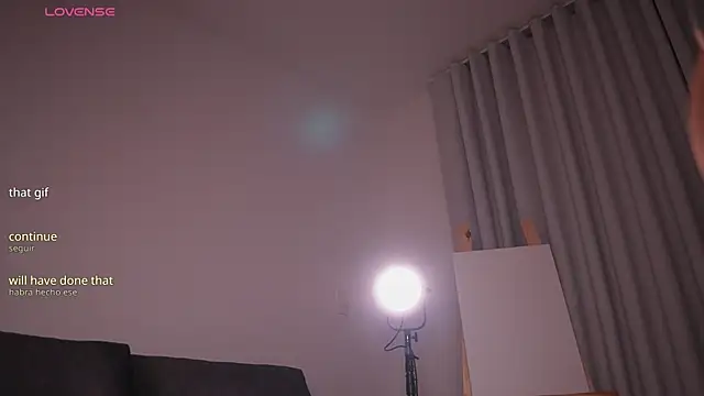 Snapshot of GigiLee_ chatting on June 14, 2026, 1:03 am GigiLee online show from June 14, 2026, 1:03 am
