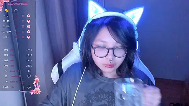 maydaykimmy online show from March 6, 2026, 8:49 pm