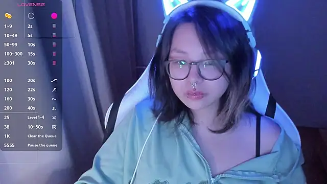 maydaykimmy online show from May 27, 2026, 9:01 pm
