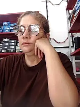 sophiahunt286 online show from January 17, 2026, 4:11 pm