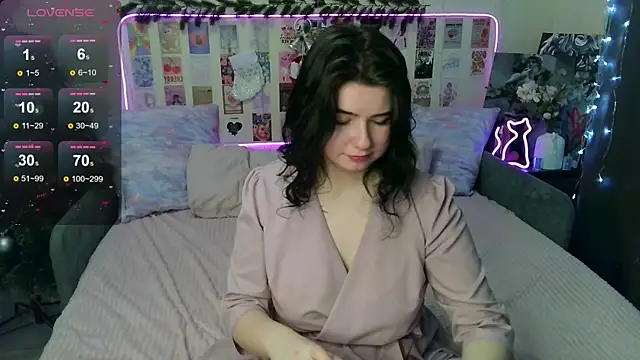 Snapshot of ss-katekisa-ss chatting on December 16, 2024, 1:21 am ss-katekisa-ss online show from December 16, 2024, 1:21 am