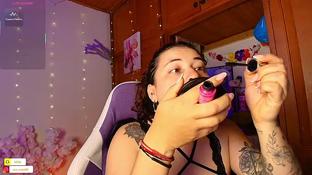 eva rosse69 online show from April 18, 2026, 12:09 pm