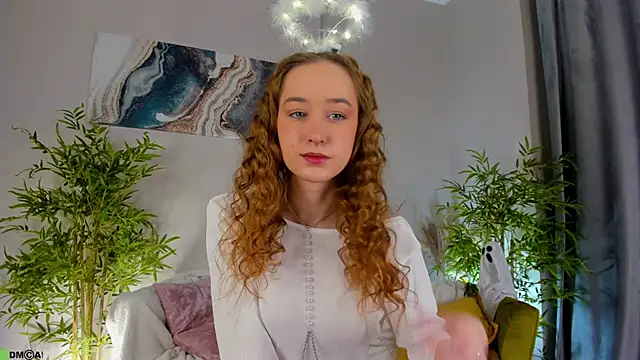 Sweett Monica online show from October 31, 2025, 12:55 am