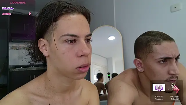 Snapshot of MikeRoss7777 chatting on October 30, 2025, 11:11 am MikeRoss7777 online show from October 30, 2025, 11:11 am