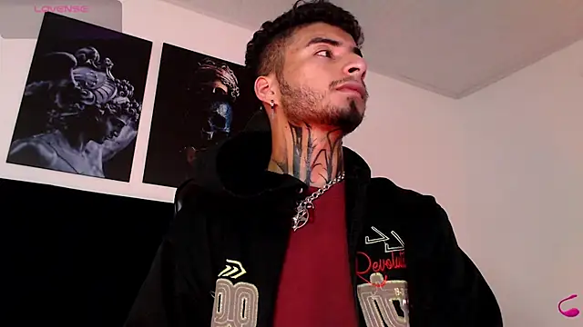 JuanCamiilo 66 online show from February 23, 2025, 7:38 pm