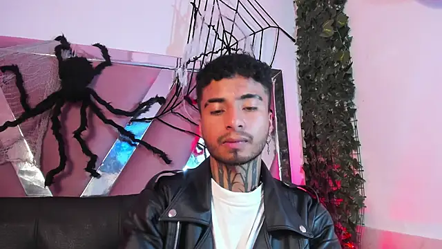 JuanCamiilo 66 online show from October 3, 2025, 3:03 am