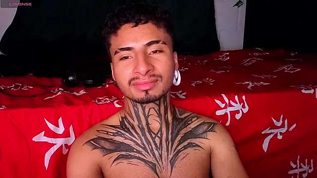 JuanCamiilo 66 online show from May 15, 2026, 4:08 am