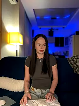 DinaTasty online show from October 22, 2025, 8:41 pm