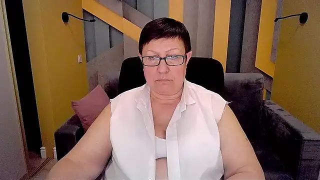 BarbaraTurners online show from February 10, 2025, 4:08 am