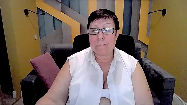 BarbaraTurners online show from February 13, 2025, 12:24 am