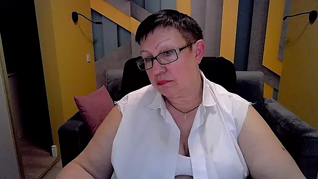 BarbaraTurners online show from March 9, 2025, 6:43 pm