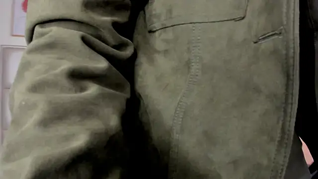 ZukyXYakihiro89 online show from February 25, 2025, 3:49 pm