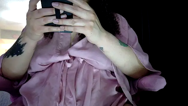 honeeyyy pot online show from October 12, 2025, 1:59 am