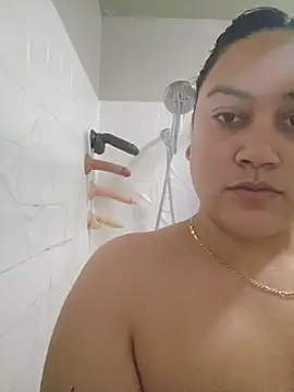 Snapshot of honeeyyy_pot chatting on January 18, 2026, 10:30 am honeeyyy pot online show from January 18, 2026, 10:30 am