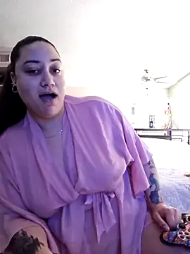 Snapshot of honeeyyy_pot chatting on February 11, 2026, 9:42 pm honeeyyy pot online show from February 11, 2026, 9:42 pm