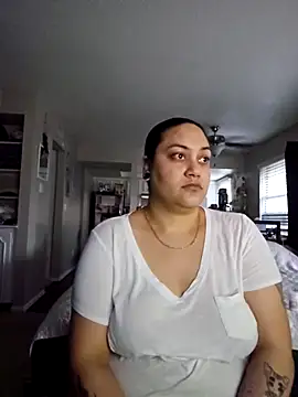 Snapshot of honeeyyy_pot chatting on February 19, 2026, 12:50 am honeeyyy pot online show from February 19, 2026, 12:50 am