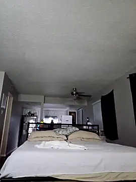 Snapshot of honeeyyy_pot chatting on February 25, 2026, 6:45 am honeeyyy pot online show from February 25, 2026, 6:45 am