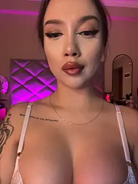 BamBam XO online show from February 8, 2025, 5:08 am